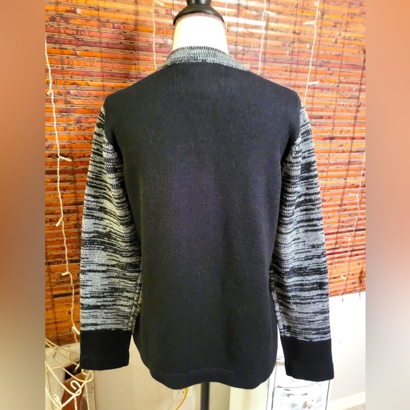 BFA sweater. - Picture 3 of 5